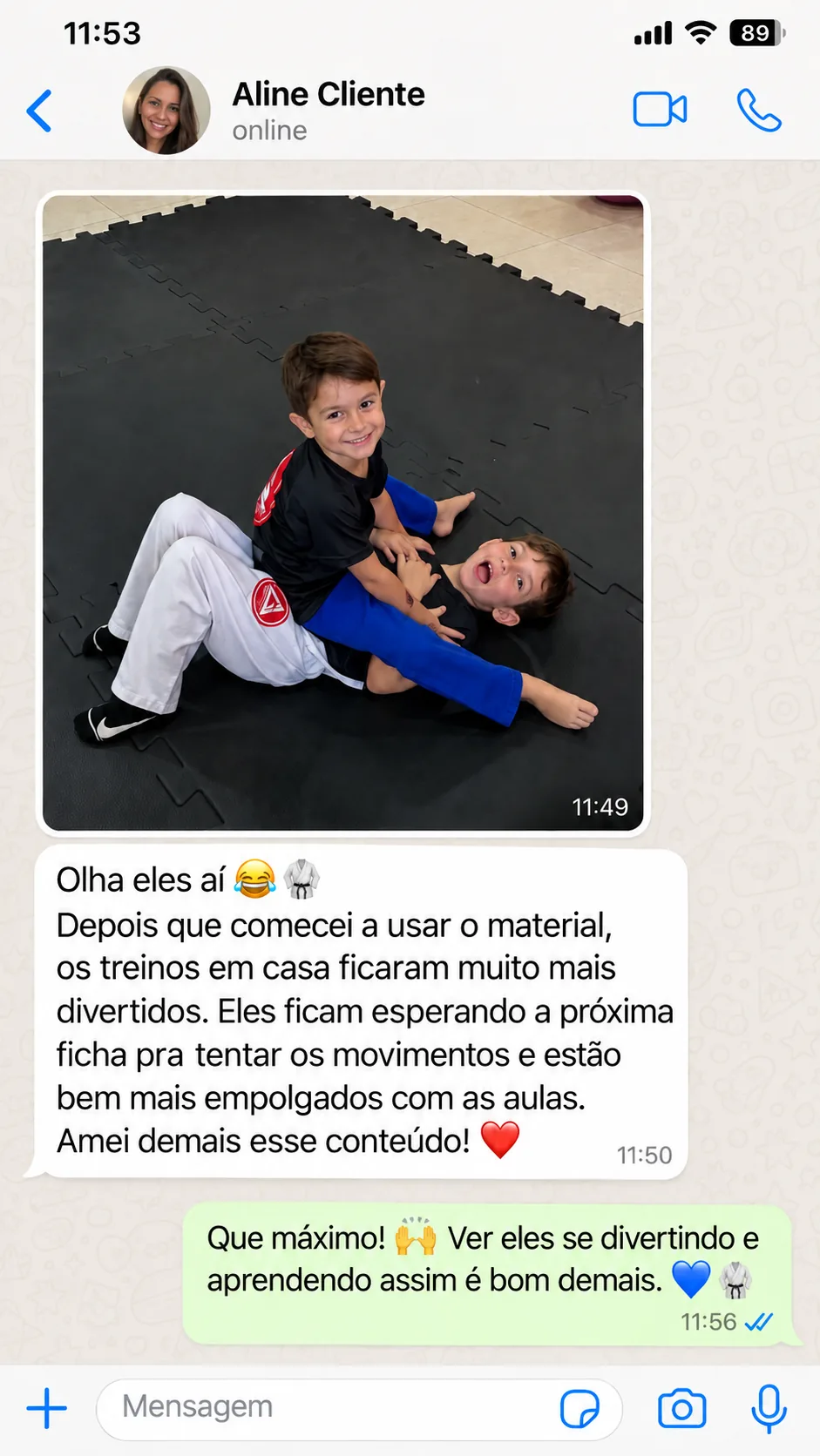 Depoimento 2: print de conversa de WhatsApp com foto de dois irmãos treinando